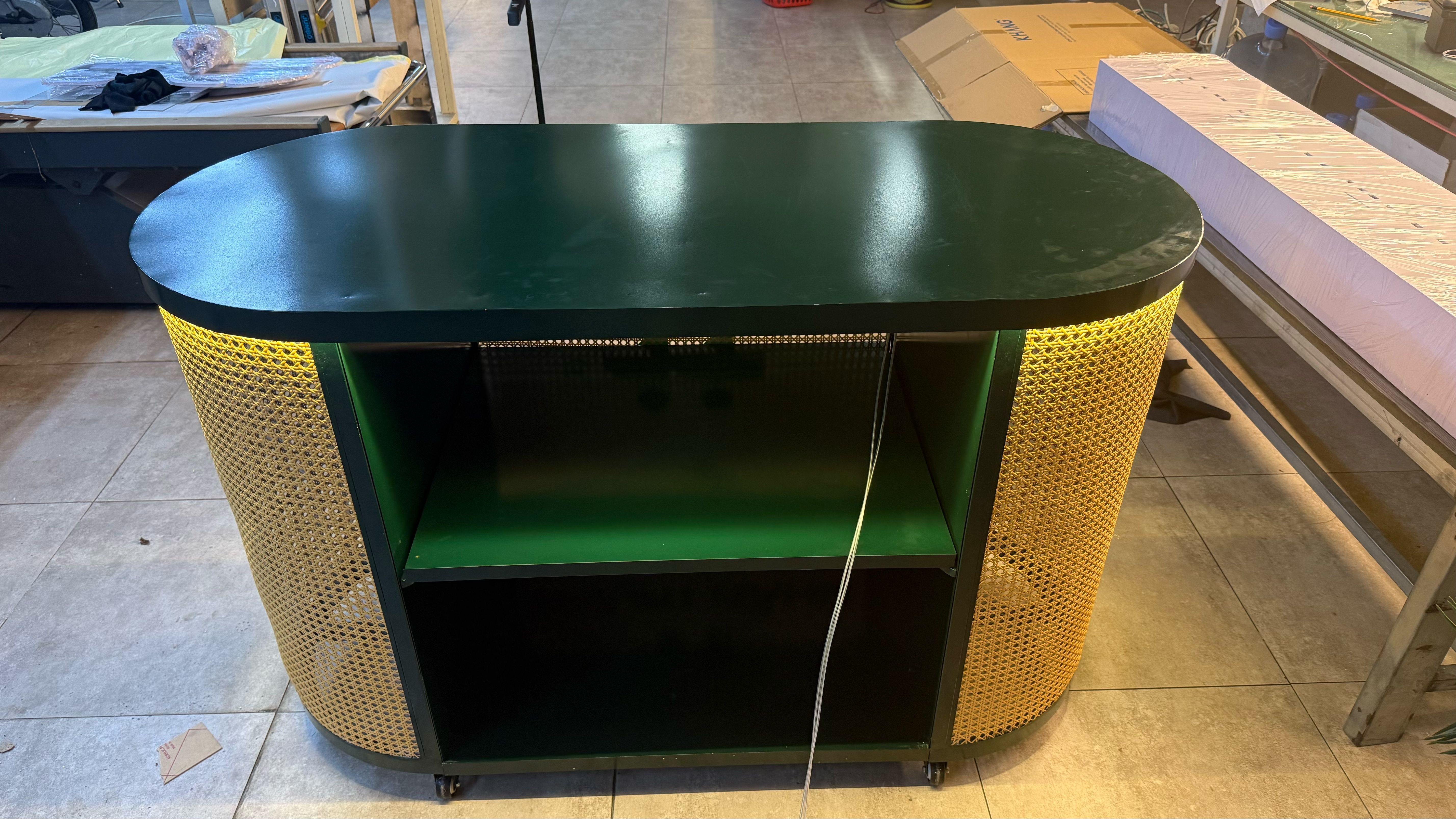 Booth sự kiện tháo rời thép và nhựa giả mây, kích thước 1400mm x 600mm x 900mm(cao) 4